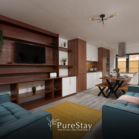 Stunning 5 Bed Manchester House With Parking By Purestay Short Lets & Serviced Accommodation Bagian luar foto
