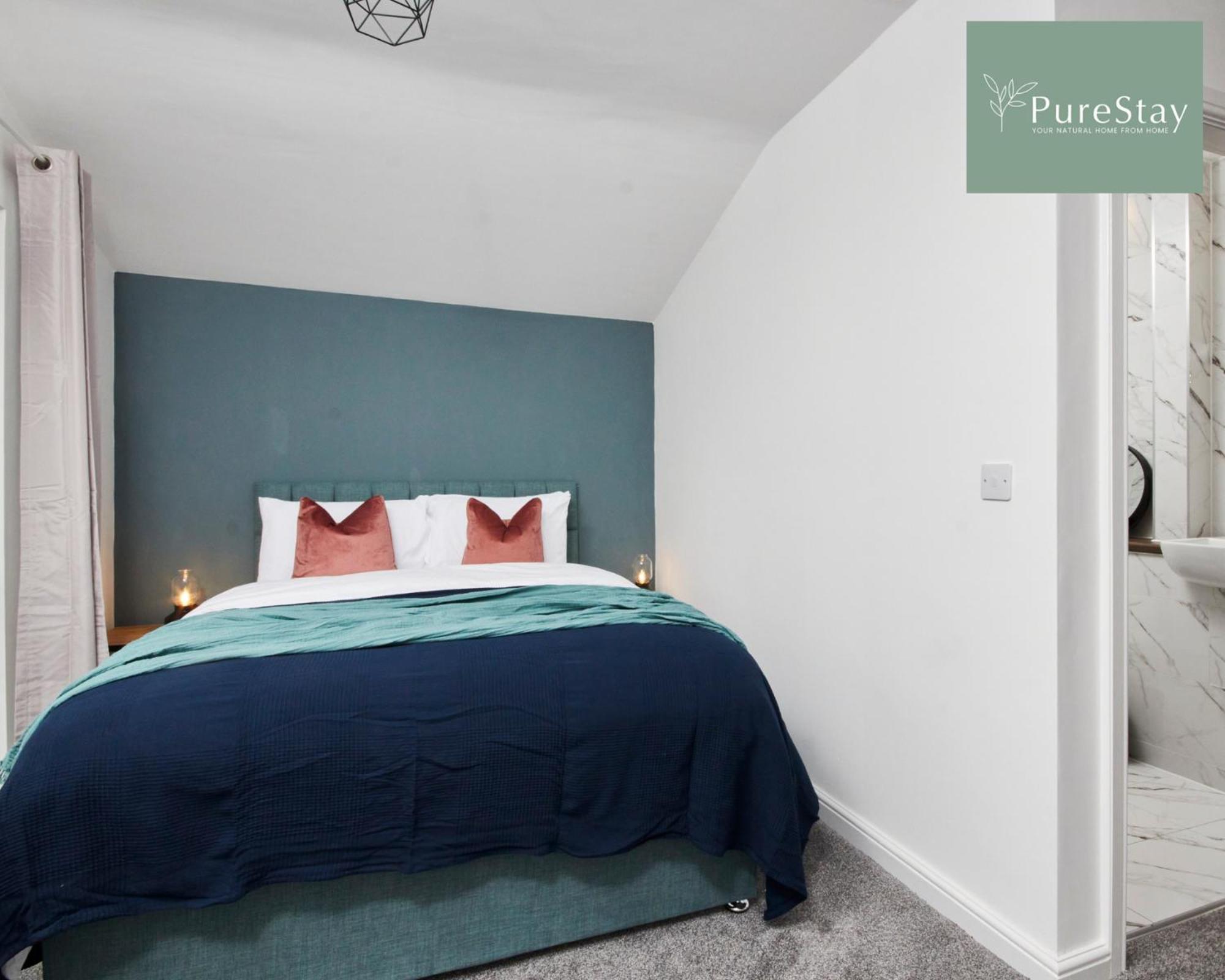Stunning 5 Bed Manchester House With Parking By Purestay Short Lets & Serviced Accommodation Bagian luar foto