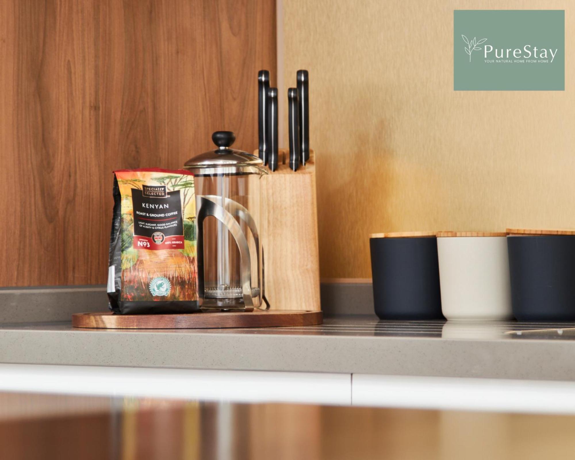 Stunning 5 Bed Manchester House With Parking By Purestay Short Lets & Serviced Accommodation Bagian luar foto