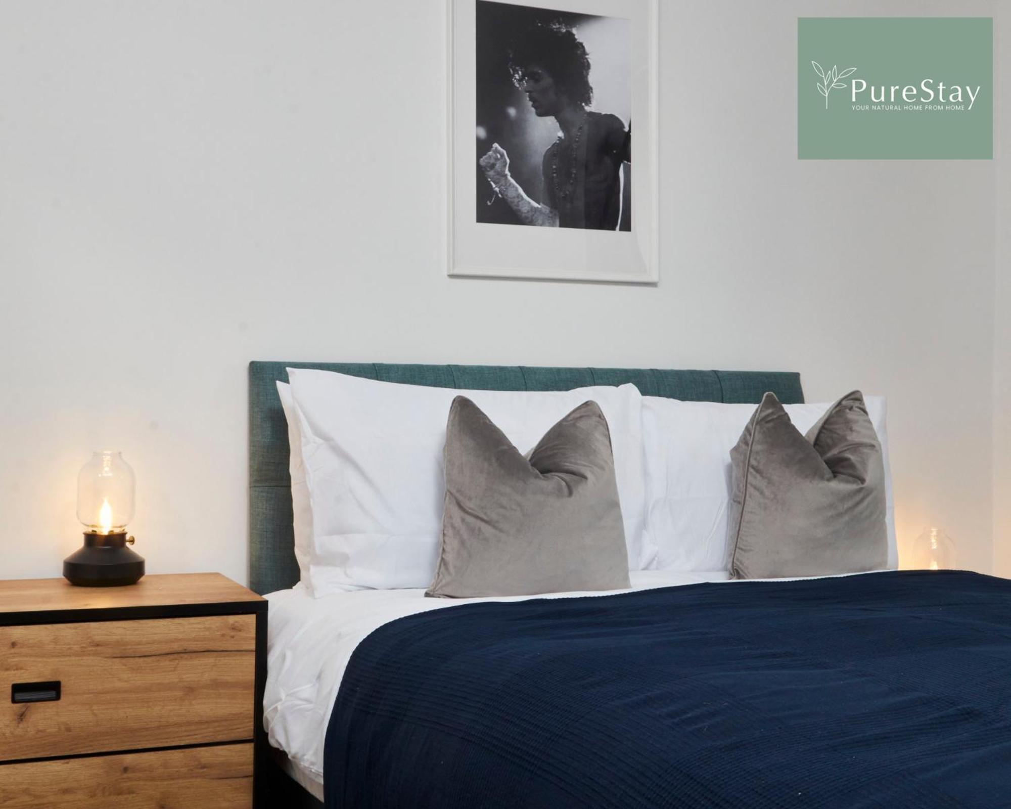 Stunning 5 Bed Manchester House With Parking By Purestay Short Lets & Serviced Accommodation Bagian luar foto