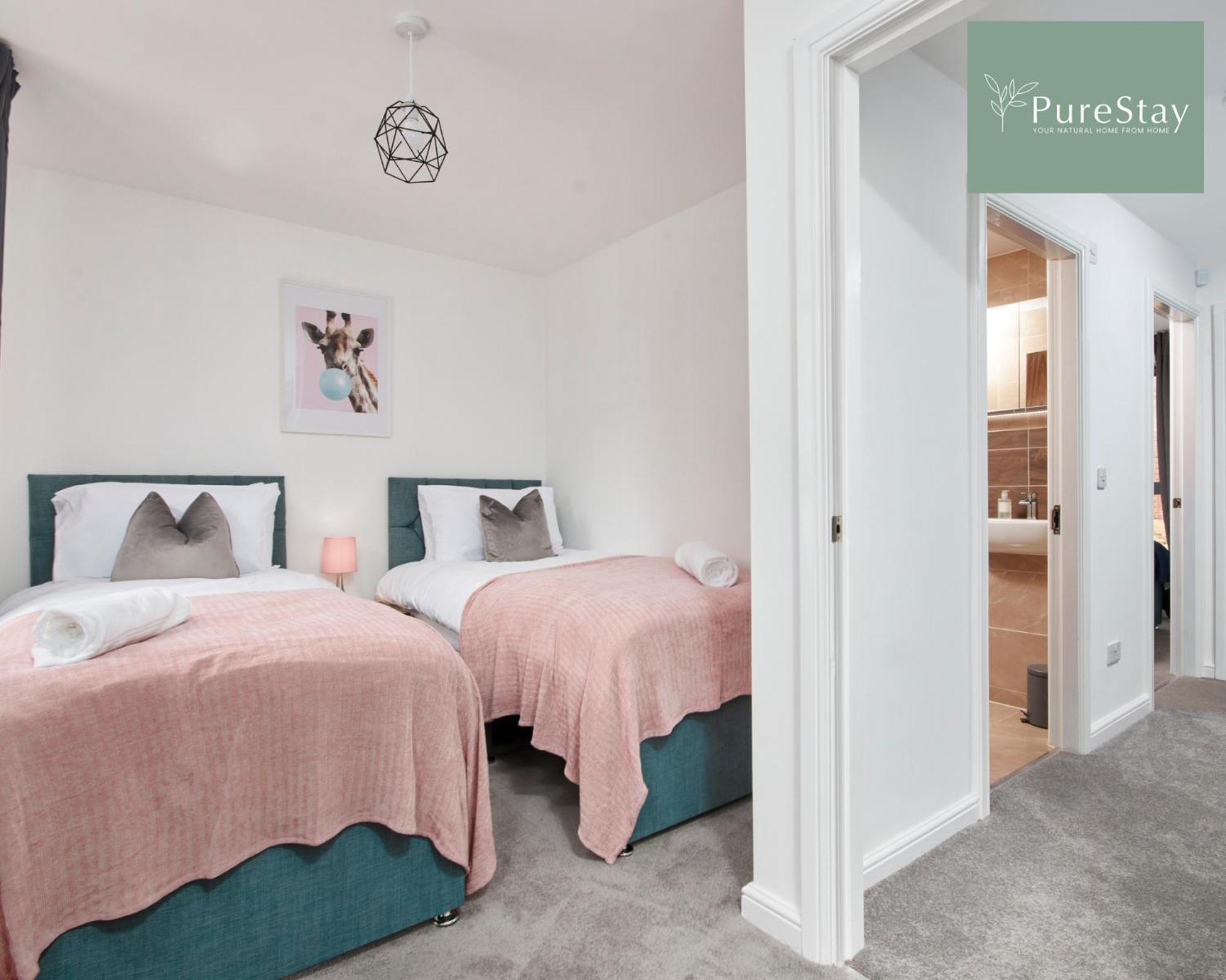 Stunning 5 Bed Manchester House With Parking By Purestay Short Lets & Serviced Accommodation Bagian luar foto