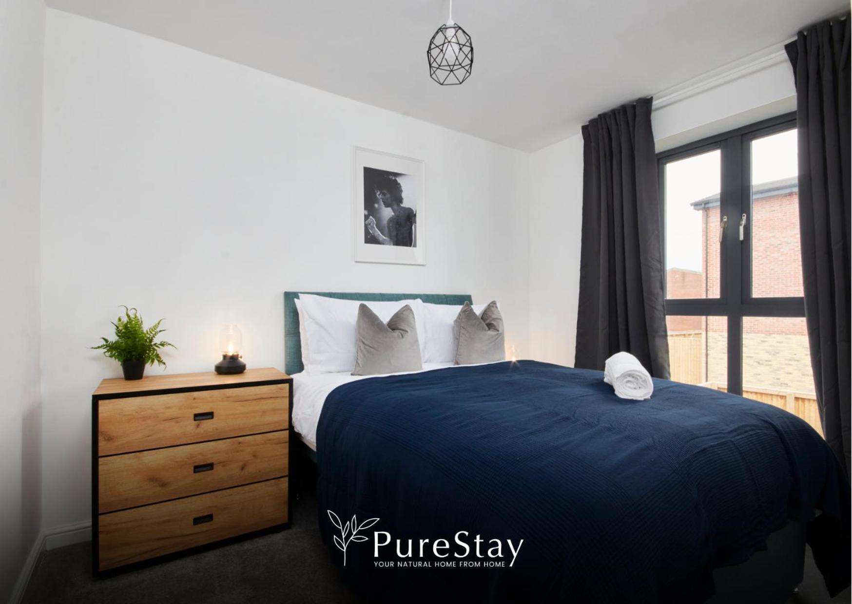 Stunning 5 Bed Manchester House With Parking By Purestay Short Lets & Serviced Accommodation Bagian luar foto