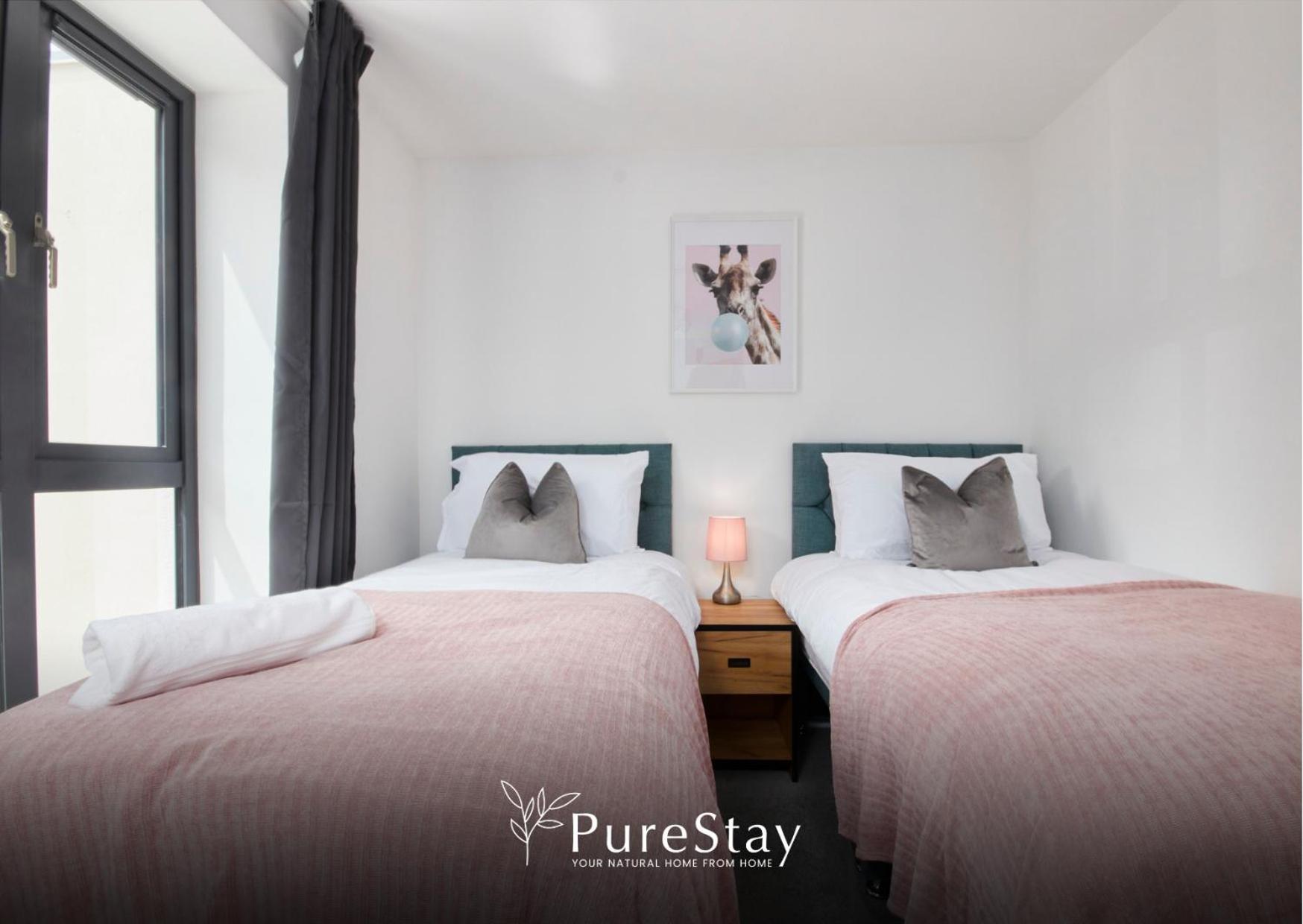 Stunning 5 Bed Manchester House With Parking By Purestay Short Lets & Serviced Accommodation Bagian luar foto
